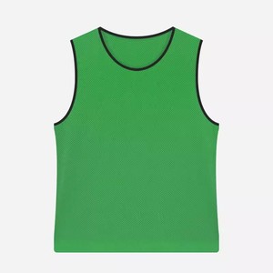 เสื้อฟุตบอลผ้าโพลีเอสเตอร์และผ้ากันเปื้อน100% อุปกรณ์ฝึกซ้อมโดยตรงจากโรงงานเสื้อยืดผู้เล่นฟุตบอลขายดีที่สุด - Product Image 3