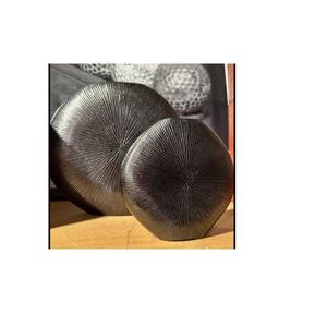 Florero Moderno de Aluminio Martillado Plateado, Metal Ecológico Hecho a Mano, Decoración Personalizable para Bodas, Hogar y Hoteles - Product Image 2