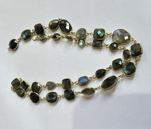 Collar de latón de Metal Natural hecho a mano de lujo, juego perforado de labradorita con bisel, joyería de moda con regalo de feliz cumpleaños - Product Image 1