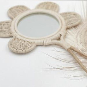 Espejo de ratán hecho a mano con forma de flor para colgar en la pared, estilo bohemio ecológico, diseño rústico, venta al por mayor de Vietnam, uso decorativo - Product Image 6