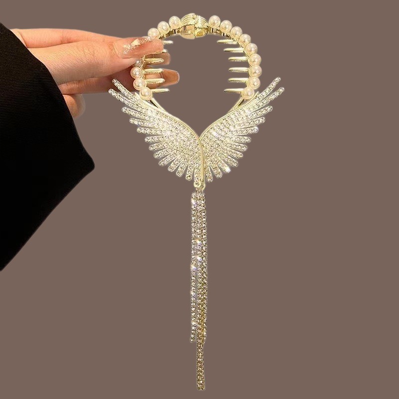 Wholesale Luxury Crystal Flower Tassel Claw