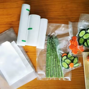 Sac en rouleau pour fruits et légumes en HDPE transparent, type T-shirt, pour supermarché - Product Image 1