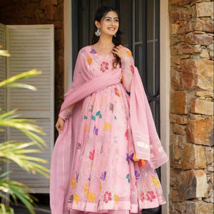 Designer indien pur soie douce Salwar costume longue robe pakistanaise Kameez Dupatta à la mode pour les fonctions de mariage et de fête - Product Image 1