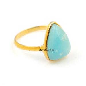 Bague d'éternité pour femme en argent sterling 925 personnalisée avec quartz Smithsonite naturel, certifiée par un tiers, toutes options de placage, taille Trillion - Product Image 1