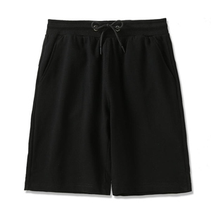 Short de style moderne pour hommes avec ceinture élastique en tissu respirant et poches latérales, parfait pour les tenues décontractées. - Product Image 1