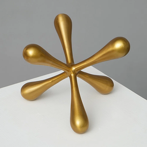 Escultura abstracta de aluminio con acabado antiguo a precios al por mayor con base de madera para decoración de mesa de hogar y oficina escultura - Product Image 2