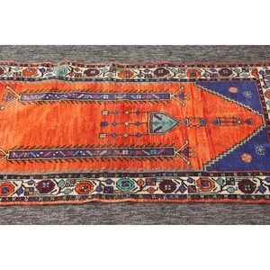 Alfombra Turca Vintage de 2.4x3.9 pies (73x118 cm), Alfombra Geométrica Herki Naranja y Azul - Product Image 5