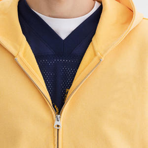 เสื้อฮู้ดผู้ชายแบบซิป OEM ผ้าสแปนเด็กซ์/โพลีเอสเตอร์ ขนฟลีซ กันน้ำ กันลม เป็นมิตรกับสิ่งแวดล้อม ระบายอากาศได้ดี สวมใส่สบายในฤดูหนาว ทรงปกติ - Product Image 3