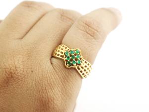 Anillo de Compromiso y Matrimonio de Plata de Ley 925 con Ónix Verde y Chapado en Oro de 18k para Ella - Product Image 4