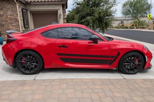 Auto Deportivo Compacto Usado 2024, Edición Limitada, 2 Puertas, Alto Rendimiento, con Manejo Deportivo, Sin Accidentes - Product Image 6