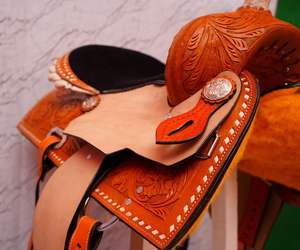 Tachuela de caballo de cuero occidental sintético de sillín inglés de calidad superior para carreras de barriles y características de resistencia de placer de sendero - Product Image 6