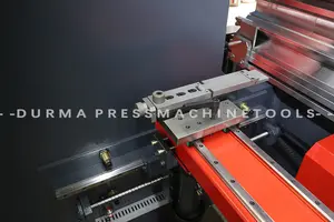 מכונת קיפול דורמפרס 160 ט מותג מכירה חמה הידראולית CNC לחץ בלם הידראולי בלם לחץ כיפוף מכונת מתכת CE 2024