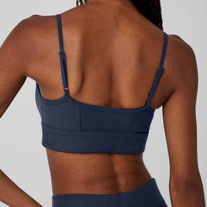 Trajes de baño de carreras de moda de Pakistán para mujer Bikini Halter de secado rápido Conjunto de traje de baño de dos piezas de color sólido - Product Image 4