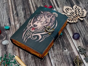 Lobo en relieve Vintage cuero encuadernado diario hilo hecho a mano costura encuadernación papel en blanco poesía hechizo cuaderno diario para hombres mujeres - Product Image 3
