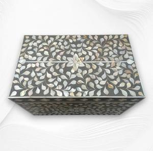 Caja de Almacenamiento de Joyería Decorativa de Resina Hecha a Mano en India, Ecológica y de Alta Calidad, con Diseño Antiguo y Modelo Personalizado - Product Image 4