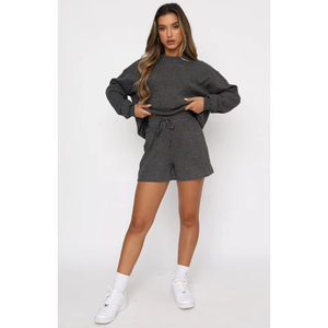 Spandex/Polyester ample grande taille décontracté col rond sweats et shorts ensemble deux pièces pour femme solide - Product Image 5