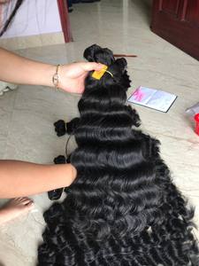 Vente en gros de cheveux brésiliens de vison vierge, faisceaux de cheveux humains naturels à ondes profondes, non transformés, vendeur de cheveux bruts du Vietnam - Product Image 2