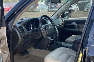 TOYOTA LAND CRUISER d'occasion 2010, conduite à gauche/droite - Product Image 3