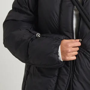 Veste tendance de style streetwear à prix d'usine pour un usage quotidien, tissu en nylon et polyester de qualité supérieure, veste matelassée oversize pour femmes 2026 - Product Image 5