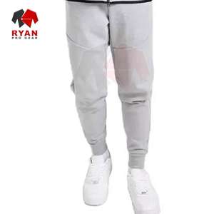 Vêtements de sport pour hommes, ensemble veste et pantalon, personnalisation de la marque, OEM ODM, vente en gros, fournisseur d'usine - Product Image 6