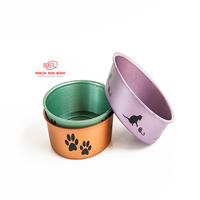Bol pour chien en plastique PP antidérapant personnalisé 2025, durable, écologique, épaissi, arrondi, multicolores, pour usage intérieur et extérieur