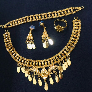 Pendientes de diseñador hechos a mano para damas usan joyería de moda mayoristas Acero inoxidable indio para regalo - Product Image 1