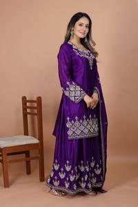 Eleva tu guardarropa étnico con la colección de trajes salwar morados de tela modal pura para fiestas de invierno y festividades Diwali. - Product Image 4
