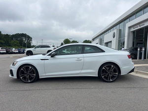 ได้รับการรับรองความสะอาด ปี 2023 ออดี้ เอส5 3.0T ควอตโตร เพรสทีจ - Product Image 2