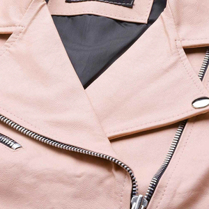Veste de motard en cuir véritable rose pour femme, style américain personnalisé, fermeture éclair asymétrique, coupe ajustée, design moto, imperméable et respirante - Product Image 6