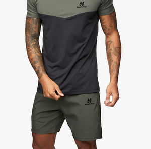 Combinaison de vert foncé et de couleur, séchage rapide, coupe slim, t-shirt extensible pour hommes et ensemble court - Product Image 6