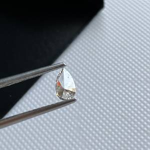 Anillo de compromiso suelto de calidad de Excelencia de diamante cultivado en laboratorio de corte de pera de 0,5 quilates certificado IGI para mujer - Product Image 4