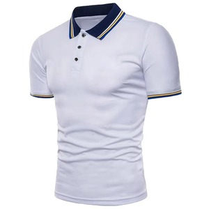 Polo classique bleu marine pour homme avec détail de basculement jaune et blanc sur le col et les manches en mélange de coton doux coupe ajustée - Product Image 3