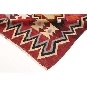 Alfombra Turca de 4.7x8.1 pies, Alfombra de Lana Vintage con Parches Rojos - Product Image 5