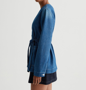 Chaqueta vaquera de secado rápido con diseño de bordado a precio competitivo, chaqueta vaquera informal de estilo callejero con técnicas bordadas para mujer - Product Image 3