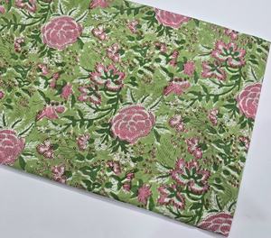 ผ้าฝ้าย100% พิมพ์ลายบล็อกมือระบายอากาศเป็นมิตรต่อสิ่งแวดล้อมผ้าฝ้ายทำด้วยมือจากผ้าฝ้ายลายตึกตึกตึกมรดกทางวัฒนธรรมแบบดั้งเดิม - Product Image 1