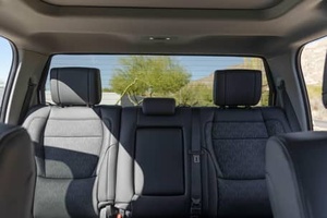 รถยนต์โตโยต้า ทันดรา ลิมิเต็ด 4x4 ปี 2023 มือสอง - Product Image 4