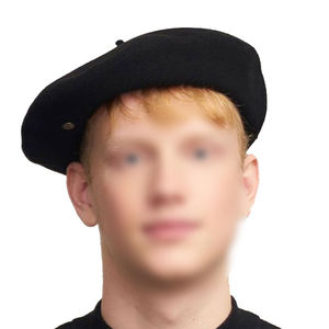 Chapeaux de béret à la mode conçus pour les femmes et les hommes avec un tissu lisse et traditionnel parfait pour les occasions décontractées Chapeaux - Product Image 2