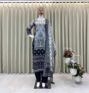 DESIGNER WEAR TRENDING TOP CON PANTALÓN Y DUPATTA - Product Image 1