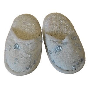 Ciabatte con Punta Chiusa in Tulle Blu - Product Image 1