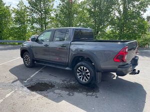 TO YOTA HI LUX DOUBLE CABINE GR-SPORT4X4 2023 UTILISÉ - Product Image 5