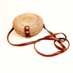 Sac à main en osier pour femme Sac à main rond carré en paille avec style floral pour les vacances d'été au Viet Nam - Product Image 3