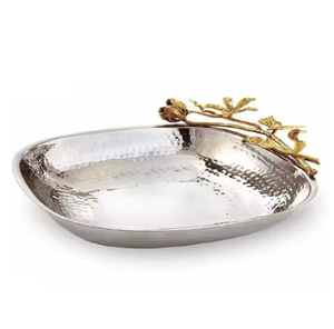 Plateaux de service uniques en métal et laiton pour centres de table de mariage Table à manger de restaurant cinq étoiles Plateaux élégants au toucher doré - Product Image 1