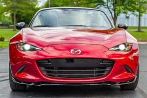 Mazda MX-5 Miata Club 2020 Usado en Excelentes Condiciones - Product Image 4