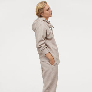 Sweats à capuche en coton à la mode-Sweatshirts unisexes pour hommes et femmes, avec une coupe confortable et un style polyvalent pour les tenues quotidiennes - Product Image 3