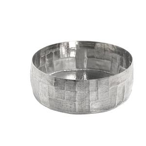 Bols de service en métal faits à la main de forme ronde avec finition martelée parfaits pour les nouilles, les salades et les événements de mariage - Product Image 1