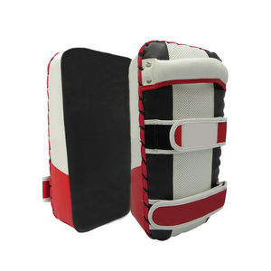 Protector de Patadas de Cuero, Diseño Ligero y Duradero, Hecho para Sesiones de Entrenamiento Físico Diarias, Superficie Acolchada Suave - Product Image 2