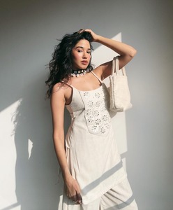 ชุดสูทแขนกุดสำหรับผู้หญิงสำหรับใส่ในสำนักงานและวันหยุดพักผ่อนแบบลำลองมีสไตล์ชุดสายกางเกงผ้าฝ้ายอินเดียขายส่ง - Product Image 6