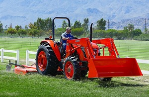 Tracteur compact Kubota BX23S 4x4 avec chargeur - Product Image 2