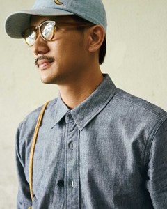 เสื้อเชิ้ตยีนส์แขนยาวลำลองสำหรับผู้ชาย ทรงพอดีตัว ระบายอากาศได้ดี ไม่หดตัว ติดกระดุมเม็ดเดียว ปกพับได้ เหมาะสำหรับฤดูใบไม้ร่วง - Product Image 3
