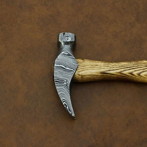 Marteau en acier Damas forgé à la main en gros, outil en acier à haute teneur en carbone, tête de marteau à motif pour usage industriel et artisanal - Product Image 4